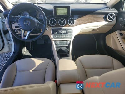 Zdjęcie 8 z 13 samochodu: 2015 MERCEDES-BENZ GLA 250 4MATIC VIN:WDCTG4GB0FJ039322 - miniatura