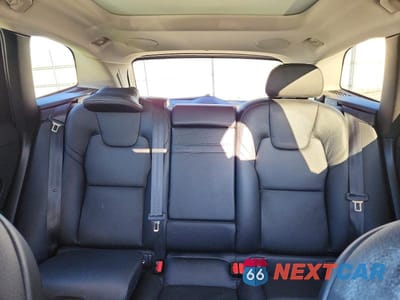 Zdjęcie 10 z 13 samochodu: 2021 VOLVO XC60 T5 MOMENTUM VIN:YV4102RK4M1835374 - miniatura