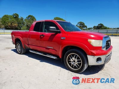 Czwarte zdjęcie samochodu z boku: 2008 TOYOTA TUNDRA SR5 VIN:5TBRV54118S481600 - miniatura