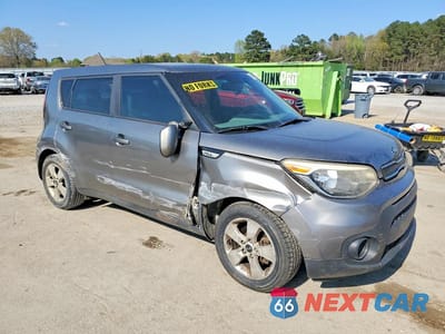 Czwarte zdjęcie samochodu z boku: 2018 KIA SOUL BASE VIN:KNDJN2A24J7606685 - miniatura