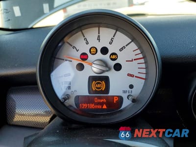 Zdjęcie 9 z 12 samochodu: 2012 MINI COOPER S VIN:WMWSV3C54CT386621 - miniatura