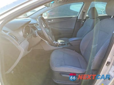 Zdjęcie 7 z 12 samochodu: 2011 HYUNDAI SONATA GLS VIN:5NPEB4AC3BH041888 - miniatura