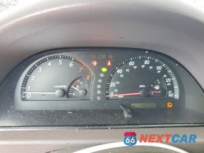 Zdjęcie 9 z 12 samochodu: 2003 TOYOTA CAMRY LE VIN:4T1BE32K23U786788 - miniatura
