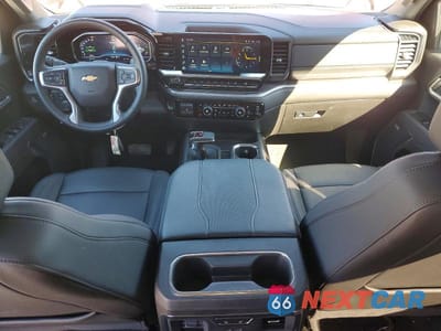 Zdjęcie 8 z 12 samochodu: 2025 CHEVROLET SILVERADO K1500 LTZ VIN:1GCUKGED8SZ314672 - miniatura