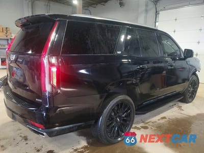 Trzecie zdjęcie samochodu z tyłu: 2023 CADILLAC ESCALADE LUXURY VIN:1GYS4AKL6PR147966 - miniatura