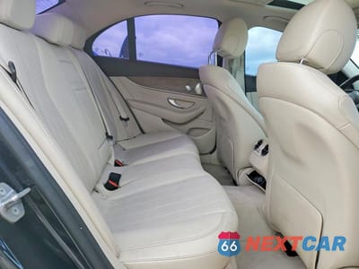 Zdjęcie 10 z 11 samochodu: 2017 MERCEDES-BENZ E 300 VIN:WDDZF4JB9HA102714 - miniatura