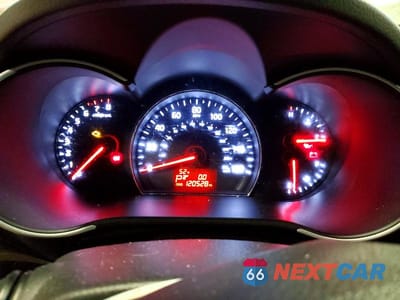 Zdjęcie 9 z 12 samochodu: 2014 KIA SORENTO LX VIN:5XYKTDA7XEG461128 - miniatura