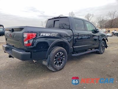 Trzecie zdjęcie samochodu z tyłu: 2024 NISSAN TITAN PRO-4X VIN:1N6AA1ED6RN112950 - miniatura