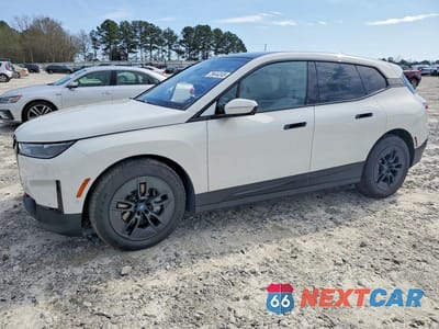 2025 BMW IX XDRIVE50 WB523CF09SCT29558 - główne zdjęcie licytacji z USA - miniatura