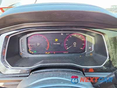 Zdjęcie 9 z 11 samochodu: 2019 VOLKSWAGEN JETTA SEL VIN:3VWE57BU5KM065410 - miniatura