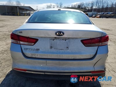 Zdjęcie 6 z 11 samochodu: 2018 KIA OPTIMA LX VIN:5XXGT4L39JG179867 - miniatura