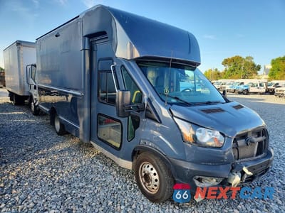 Czwarte zdjęcie samochodu z boku: 2022 FORD TRANSIT DELIVERY TRUCK VIN:1FDDF6P89NKA13738 - miniatura