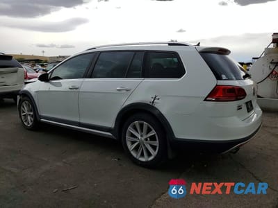 Drugie zdjęcie samochodu z przodu: 2017 VOLKSWAGEN GOLF ALLTRACK S VIN:3VWH17AU6HM524267 - miniatura