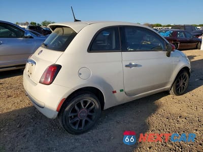 Trzecie zdjęcie samochodu z tyłu: 2016 FIAT 500 POP VIN:3C3CFFAR1GT229915 - miniatura