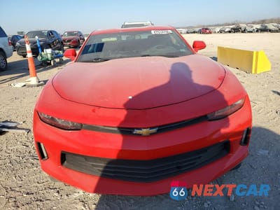 Piąte zdjęcie samochodu w środku: 2018 CHEVROLET CAMARO LT VIN:1G1FB1RX2J0140927 - miniatura