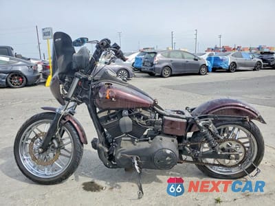 Trzecie zdjęcie samochodu z tyłu: 2016 HARLEY-DAVIDSON FXDB DYNA STREET BOB VIN:1HD1GXM31GC310114 - miniatura