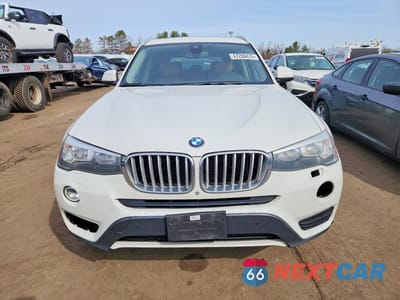 Piąte zdjęcie samochodu w środku: 2016 BMW X3 XDRIVE28I VIN:5UXWX9C59G0D63989 - miniatura