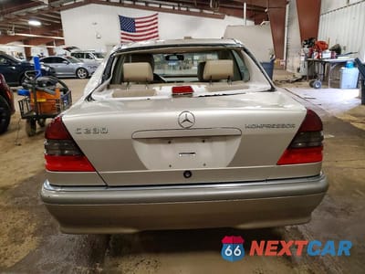 Zdjęcie 6 z 11 samochodu: 1999 MERCEDES-BENZ C 230 VIN:WDBHA24G2XA789094 - miniatura
