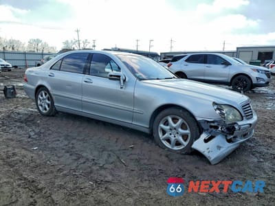 Czwarte zdjęcie samochodu z boku: 2006 MERCEDES-BENZ S 430 4MATIC VIN:WDBNG83J26A464512 - miniatura