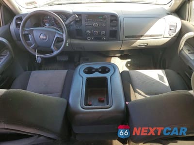 Zdjęcie 8 z 11 samochodu: 2008 GMC SIERRA K1500 VIN:2GTEK13C681336182 - miniatura