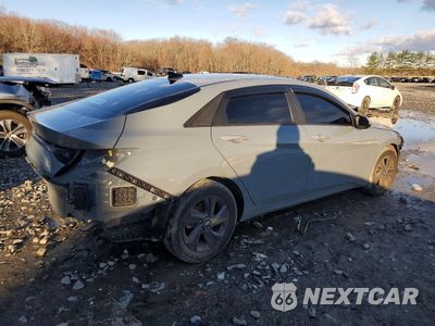 Trzecie zdjęcie samochodu z tyłu: 2023 HYUNDAI ELANTRA SEL VIN:KMHLM4AG3PU377103 - miniatura