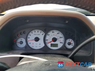 Zdjęcie 9 z 13 samochodu: 2001 FORD ESCAPE XLT VIN:1FMYU04181KB28143 - miniatura