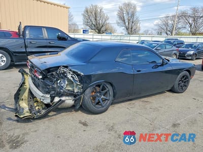 Trzecie zdjęcie samochodu z tyłu: 2016 DODGE CHALLENGER SXT VIN:2C3CDZAG2GH283352 - miniatura
