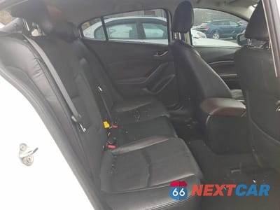 Zdjęcie 10 z 11 samochodu: 2018 MAZDA 3 GRAND TOURING VIN:3MZBN1M31JM257068 - miniatura