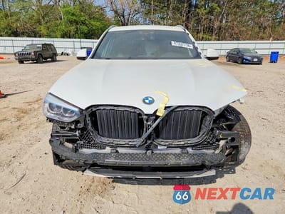 Piąte zdjęcie samochodu w środku: 2020 BMW X3 XDRIVE30I VIN:5UXTY5C0XL9D10155 - miniatura
