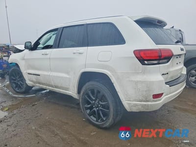 Drugie zdjęcie samochodu z przodu: 2020 JEEP GRAND CHEROKEE LAREDO VIN:1C4RJFAG4LC420981 - miniatura