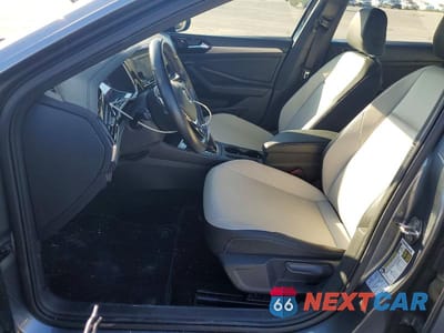 Zdjęcie 7 z 12 samochodu: 2020 VOLKSWAGEN JETTA S VIN:3VWC57BU7LM087580 - miniatura