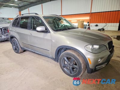 Czwarte zdjęcie samochodu z boku: 2009 BMW X5 XDRIVE30I VIN:5UXFE43549L261409 - miniatura