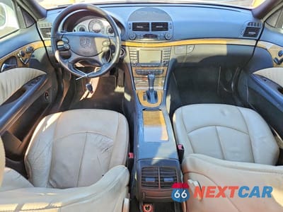 Zdjęcie 8 z 13 samochodu: 2008 MERCEDES-BENZ E 350 4MATIC VIN:WDBUF87X18B259970 - miniatura