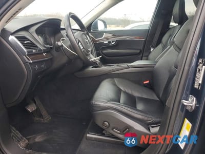 Zdjęcie 7 z 12 samochodu: 2019 VOLVO XC90 T6 MOMENTUM VIN:YV4A22PK2K1443536 - miniatura