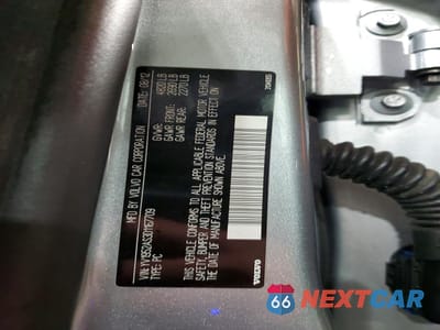 Zdjęcie 12 z 13 samochodu: 2013 VOLVO S80 3.2 VIN:YV1952AS3D1167709 - miniatura