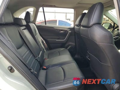 Zdjęcie 11 z 12 samochodu: 2023 TOYOTA RAV4 HYBRID XLE PREMIUM VIN:JTMB6RFV2PD111926 - miniatura