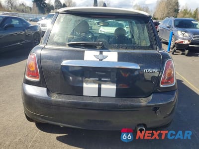 Zdjęcie 6 z 11 samochodu: 2007 MINI COOPER VIN:WMWMF33547TL77087 - miniatura