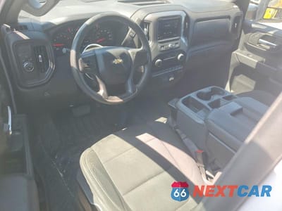 Zdjęcie 8 z 12 samochodu: 2022 CHEVROLET SILVERADO C2500 HEAVY DUTY VIN:1GC0WLE78NF301996 - miniatura