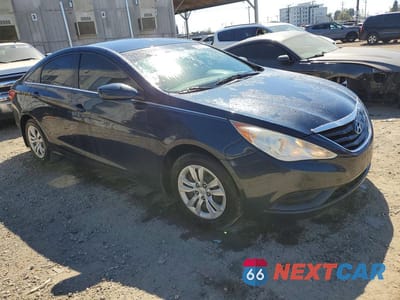 Czwarte zdjęcie samochodu z boku: 2011 HYUNDAI SONATA GLS VIN:5NPEB4AC7BH268145 - miniatura