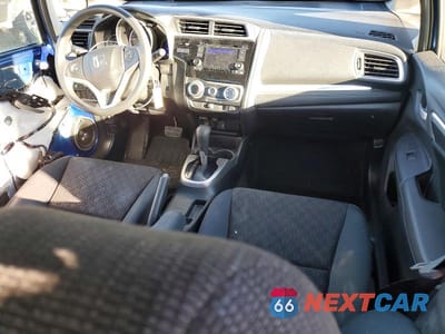 Zdjęcie 8 z 12 samochodu: 2015 HONDA FIT LX VIN:3HGGK5H55FM758445 - miniatura