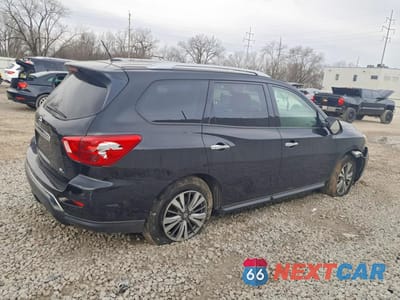 Trzecie zdjęcie samochodu z tyłu: 2018 NISSAN PATHFINDER SL VIN:5N1DR2MN3JC616621 - miniatura