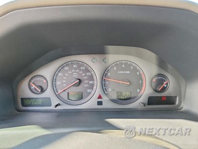 Zdjęcie 9 z 12 samochodu: 2002 VOLVO V70 VIN:YV1SW61R821225801 - miniatura