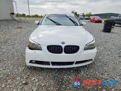 Piąte zdjęcie samochodu w środku: 2004 BMW 545 I VIN:WBANB33504B110465 - miniatura