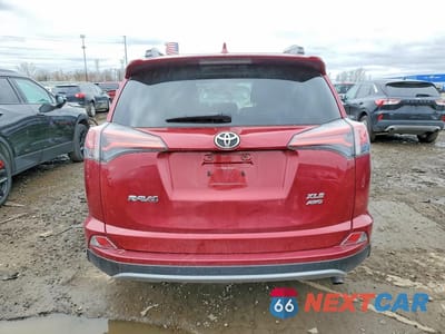 Zdjęcie 6 z 13 samochodu: 2018 TOYOTA RAV4 XLE VIN:2T3RFREV3JW800402 - miniatura