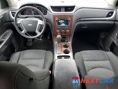 Zdjęcie 8 z 12 samochodu: 2013 CHEV TRAVERSE VIN:1GNKRGKD7DJ221898 - miniatura