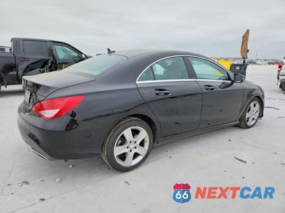 Trzecie zdjęcie samochodu z tyłu: 2017 MERCEDES-BENZ CLA 250 VIN:WDDSJ4EBXHN426547 - miniatura