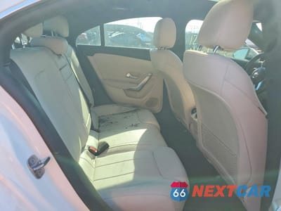 Zdjęcie 10 z 12 samochodu: 2023 MERCEDES-BENZ CLA 250 4MATIC VIN:W1K5J4HB9PN366316 - miniatura