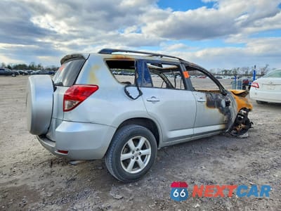 Trzecie zdjęcie samochodu z tyłu: 2008 TOYOTA RAV4 LIMITED VIN:JTMZD31V886055070 - miniatura