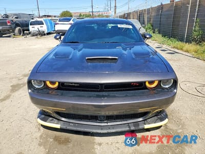 Piąte zdjęcie samochodu w środku: 2023 DODGE CHALLENGER R VIN:2C3CDZFJXPH518133 - miniatura