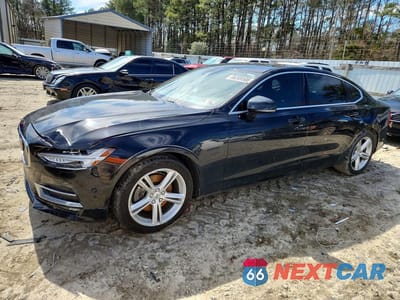 2018 VOLVO S90 T5 MOMENTUM LVY982AK1JP038270 - główne zdjęcie licytacji z USA - miniatura
